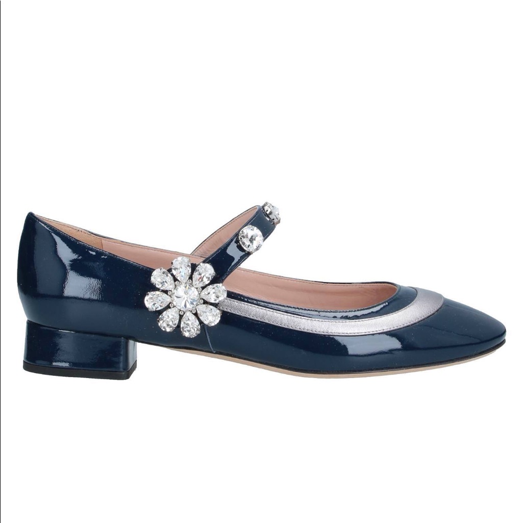 Cavallini Pumps With Jewels Buckle